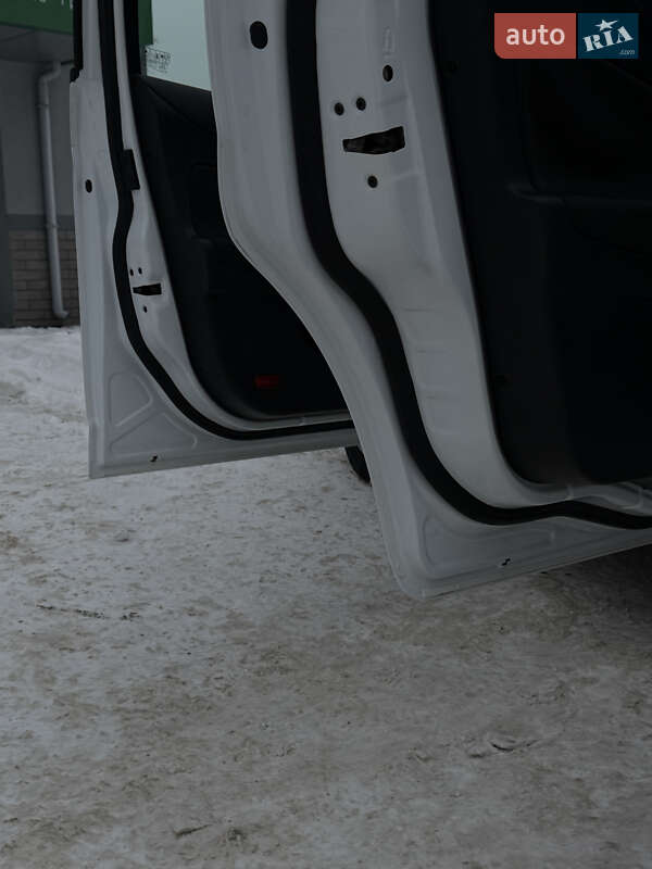 Седан Ford Mondeo 2010 в Киеве фото 29 Седан Ford Mondeo 2010 в Киеве