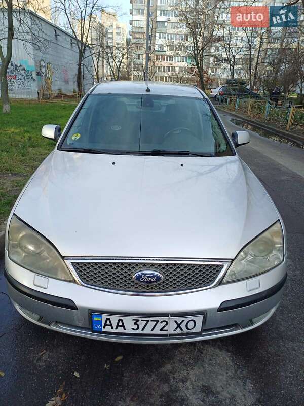 Седан Ford Mondeo 2005 в Киеве