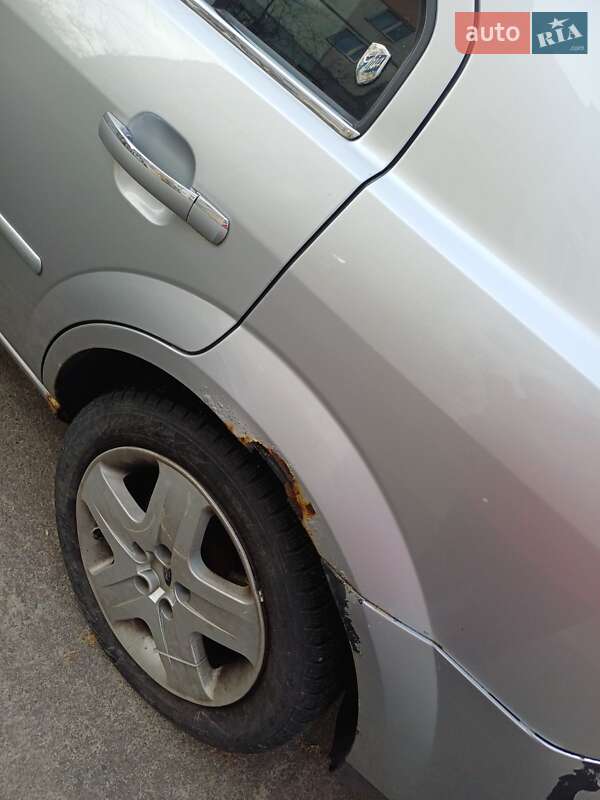 Седан Ford Mondeo 2005 в Киеве