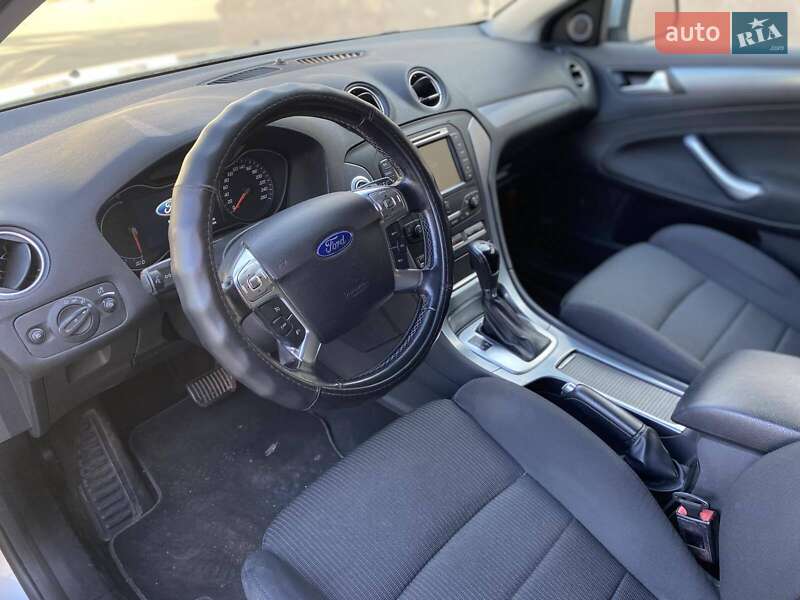 Універсал Ford Mondeo 2014 в Миколаєві