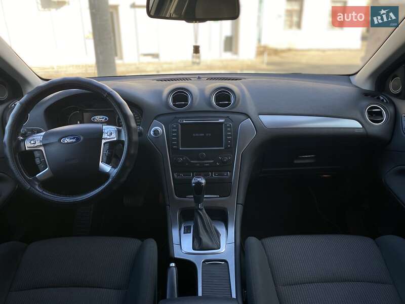 Універсал Ford Mondeo 2014 в Миколаєві