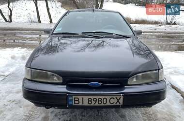 Ліфтбек Ford Mondeo 1993 в Кобеляках