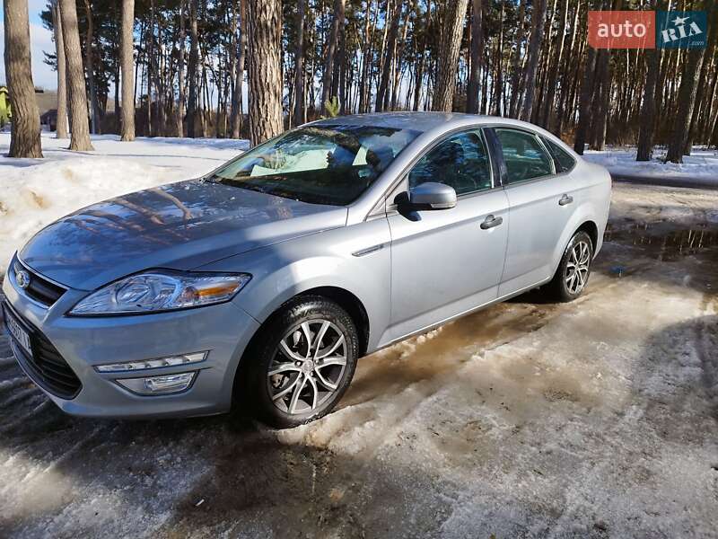 Седан Ford Mondeo 2013 в Житомире
