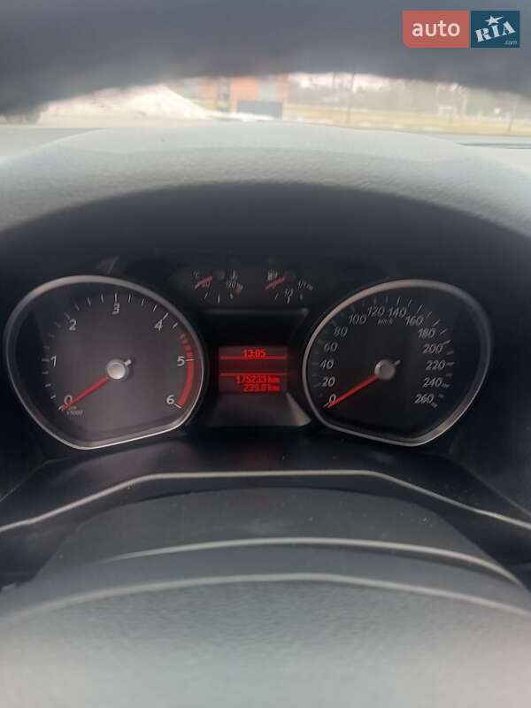 Седан Ford Mondeo 2012 в Лубнах