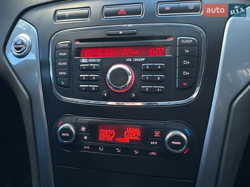 Седан Ford Mondeo 2011 в Хмельницком