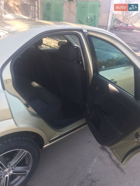 Седан Ford Mondeo 2006 в Ямполі