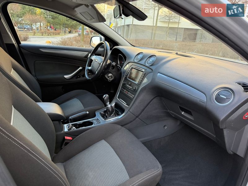 Универсал Ford Mondeo 2012 в Ивано-Франковске