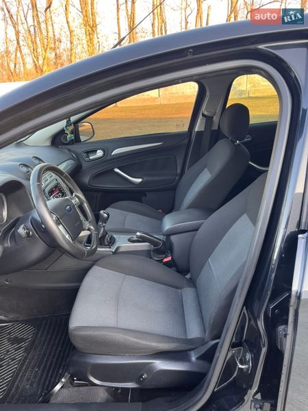 Лифтбек Ford Mondeo 2008 в Луцке