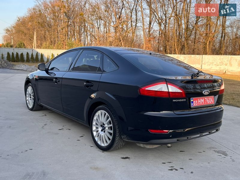 Лифтбек Ford Mondeo 2008 в Луцке