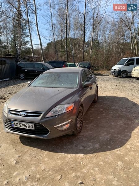 Седан Ford Mondeo 2011 в Львові
