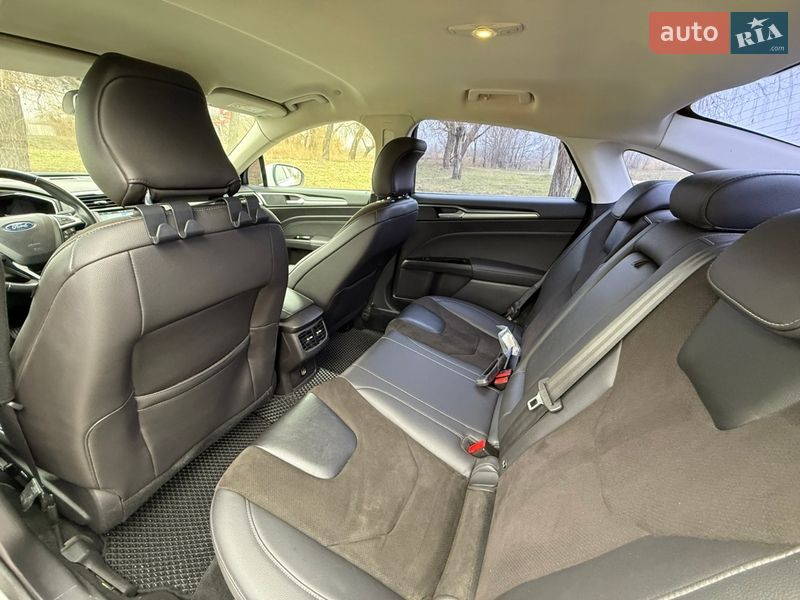 Седан Ford Mondeo 2016 в Миколаєві