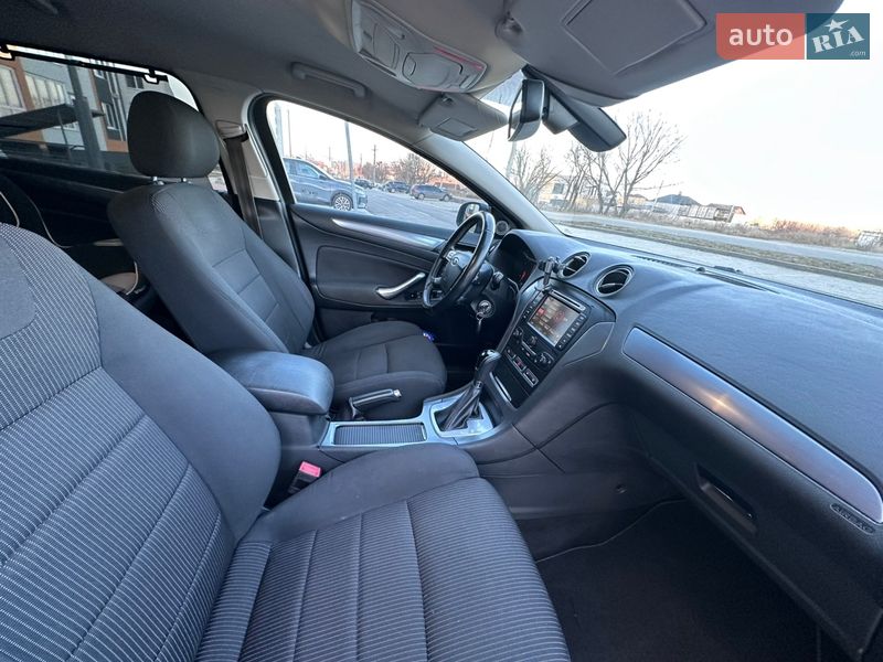 Універсал Ford Mondeo 2012 в Вінниці
