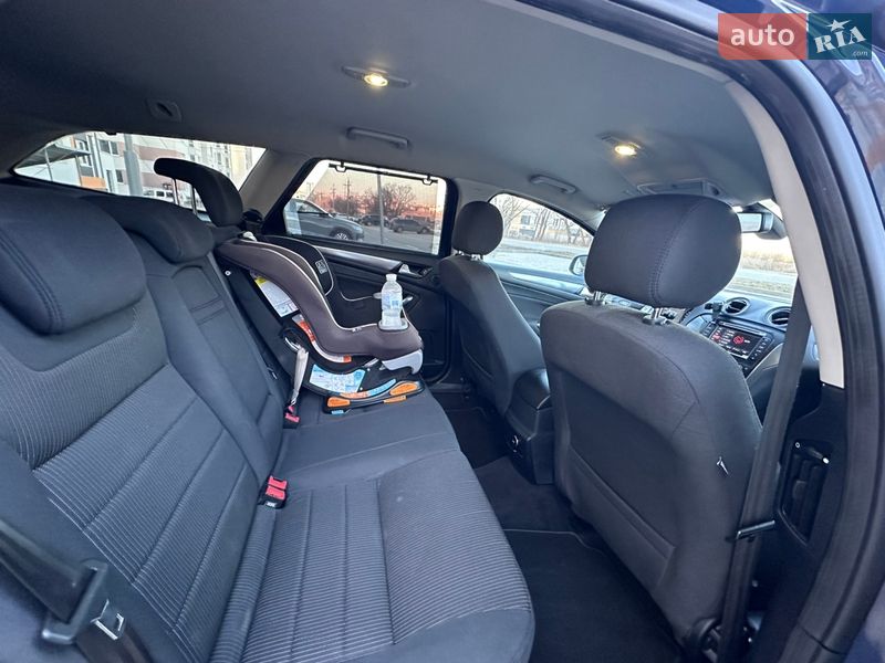 Універсал Ford Mondeo 2012 в Вінниці