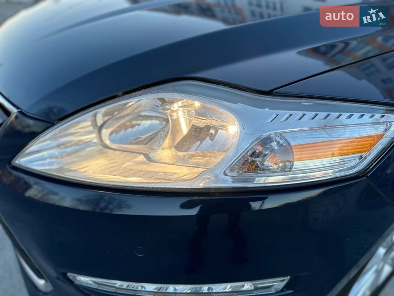 Універсал Ford Mondeo 2012 в Вінниці