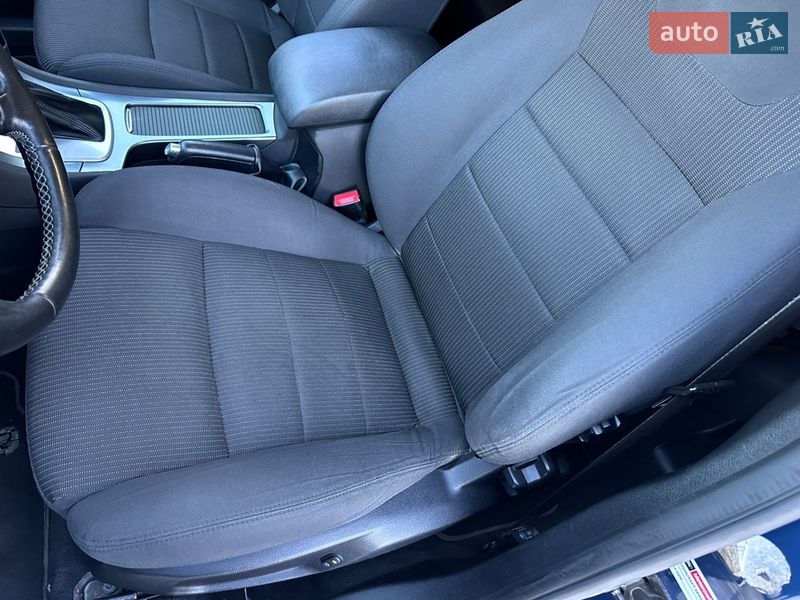 Універсал Ford Mondeo 2012 в Вінниці