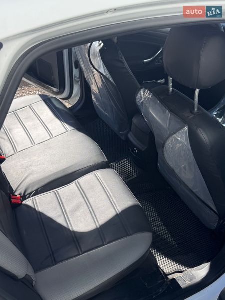 Лифтбек Ford Mondeo 2013 в Чернигове