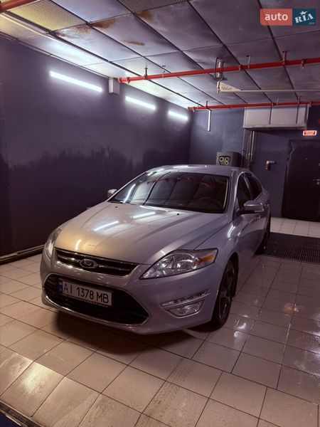 Ford Mondeo 2013 Ford Mondeo 2013