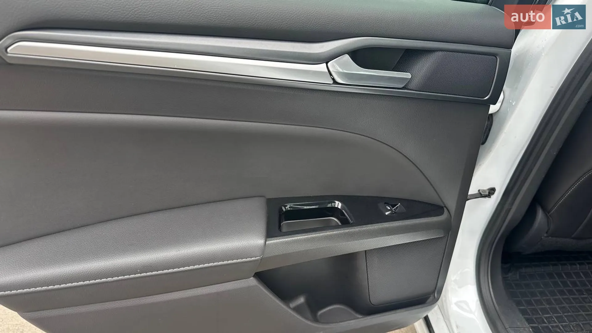 2016 Ford Mondeo - мініатюра 19