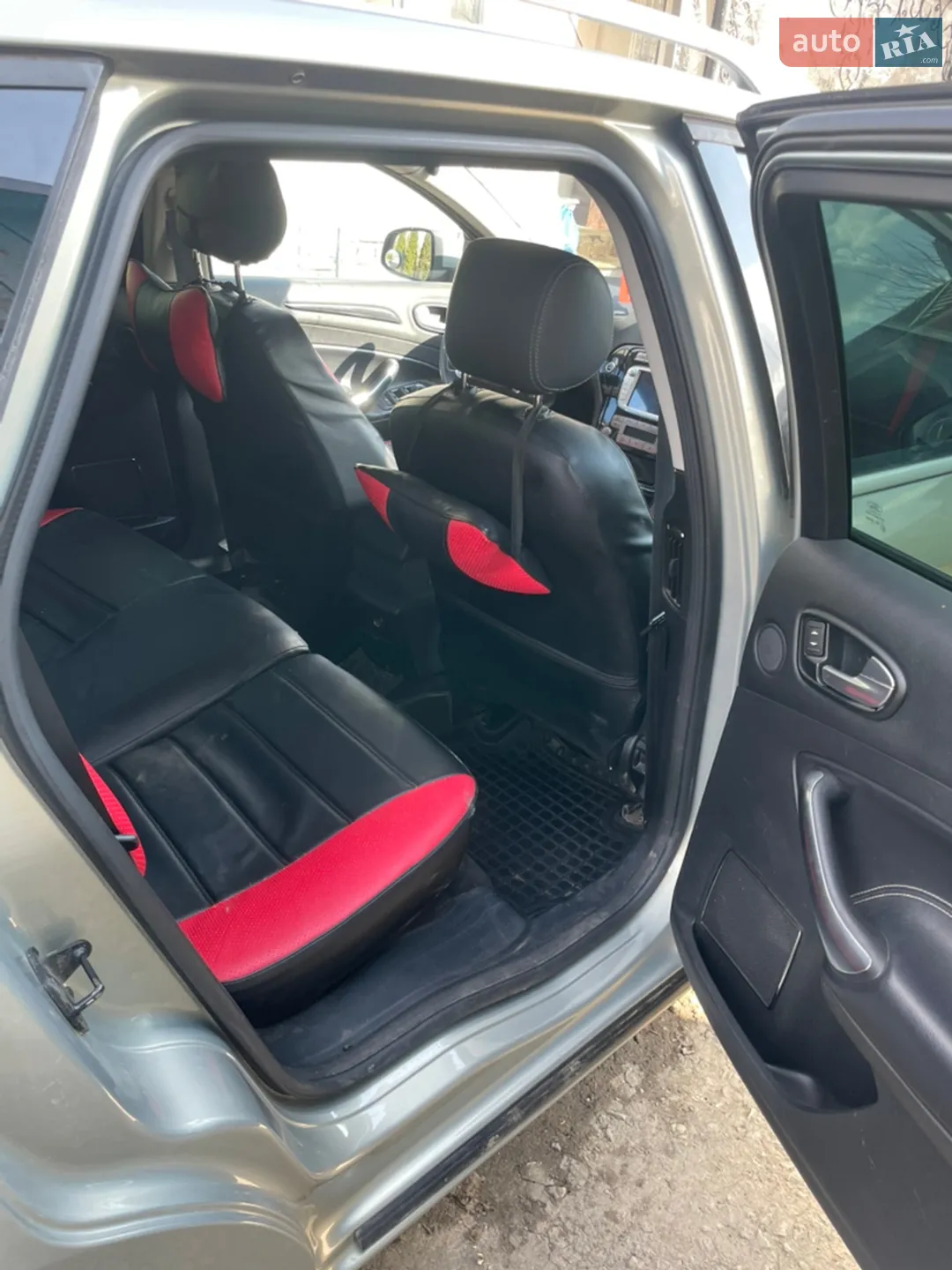 2010 Ford Mondeo - мініатюра 26