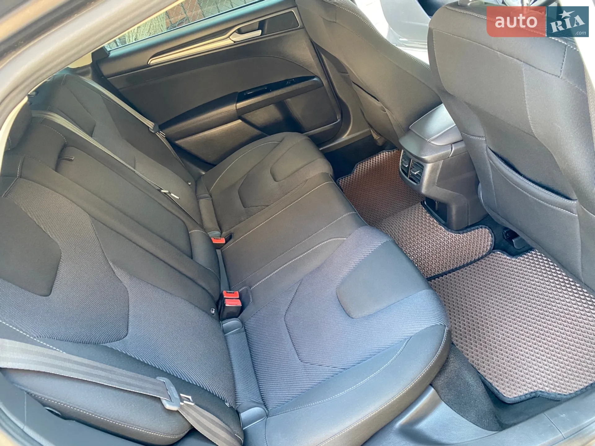2015 Ford Mondeo - мініатюра 15