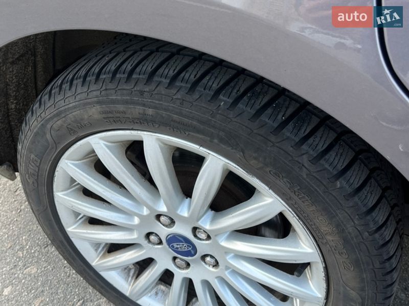 Седан Ford Mondeo 2012 в Киеве