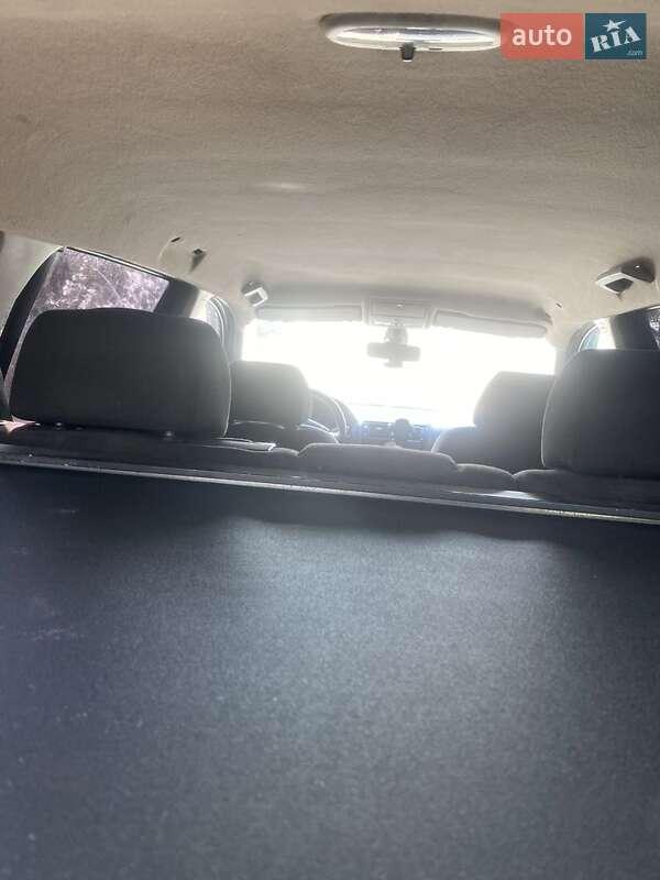 Универсал Ford Mondeo 2002 в Дубровице