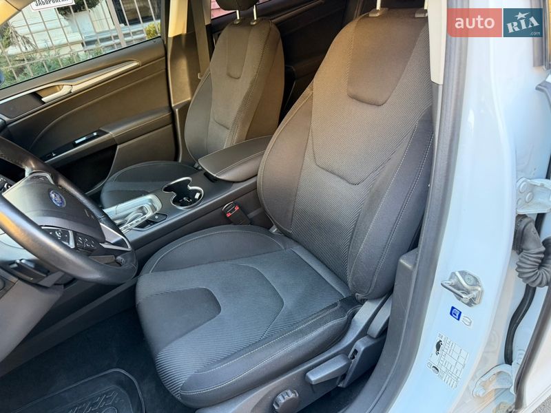 Лифтбек Ford Mondeo 2017 в Киеве фото 18 Лифтбек Ford Mondeo 2017 в Киеве