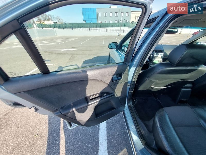 Седан Ford Mondeo 2005 в Полтаві