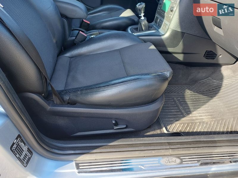 Седан Ford Mondeo 2005 в Полтаві