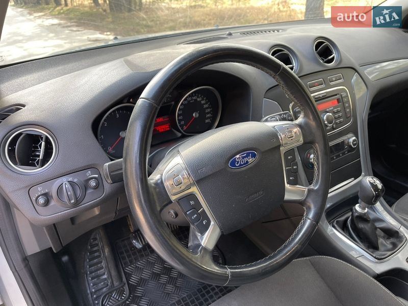 Седан Ford Mondeo 2014 в Славуті фото 66 Седан Ford Mondeo 2014 в Славуті