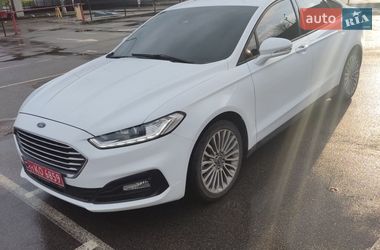 Седан Ford Mondeo 2019 в Киеве