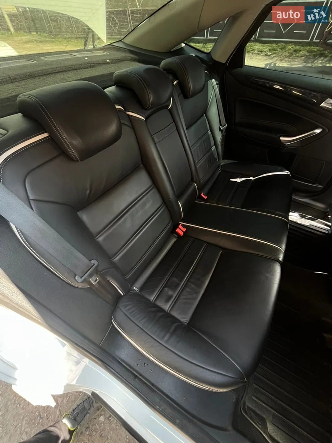 2011 Ford Mondeo - мініатюра 90