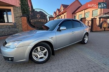 Седан Ford Mondeo 2005 в Ужгороде