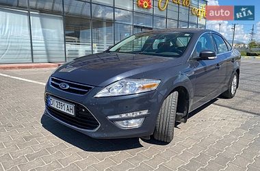Седан Ford Mondeo 2012 в Рені