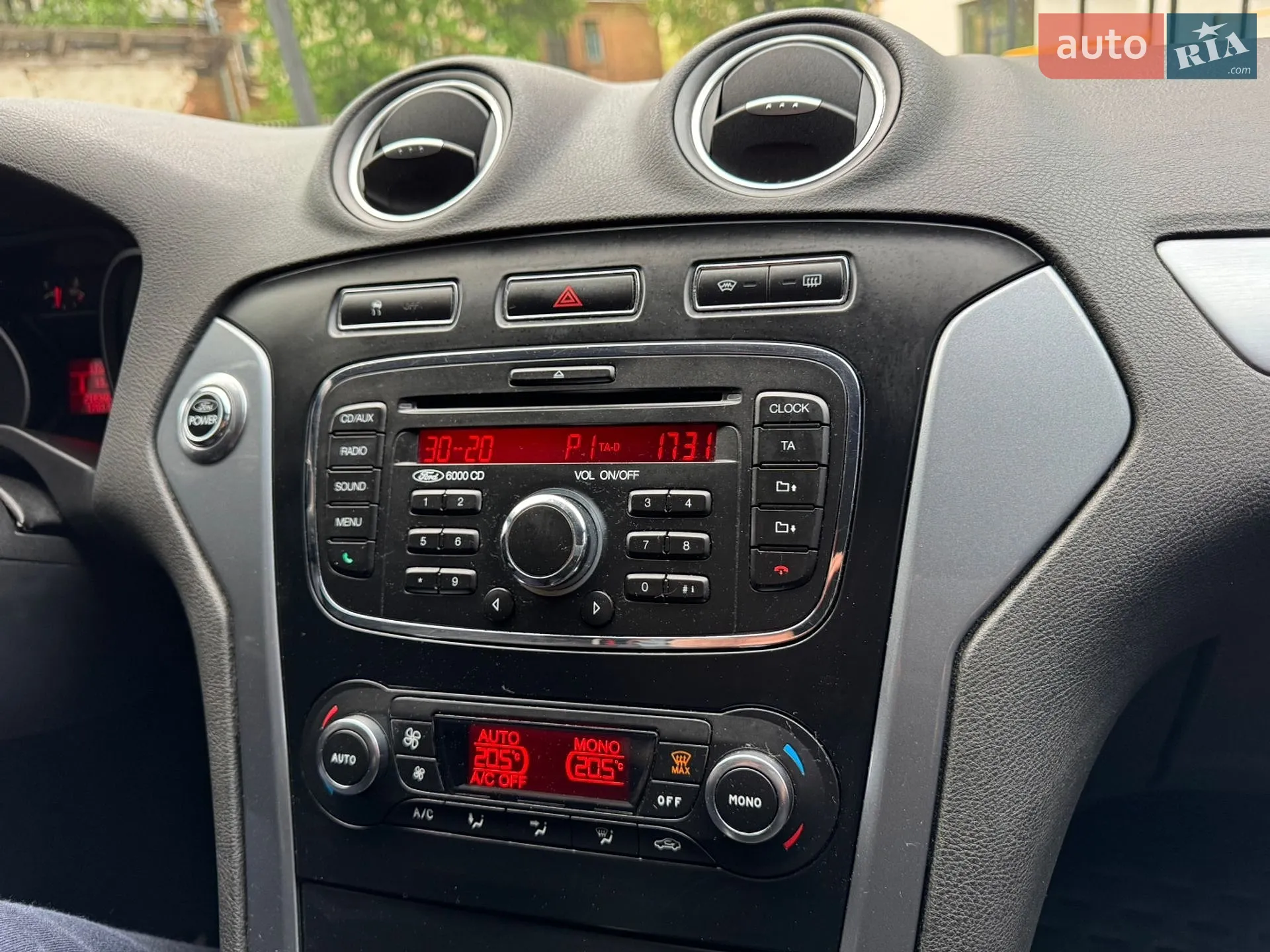 2011 Ford Mondeo - мініатюра 21