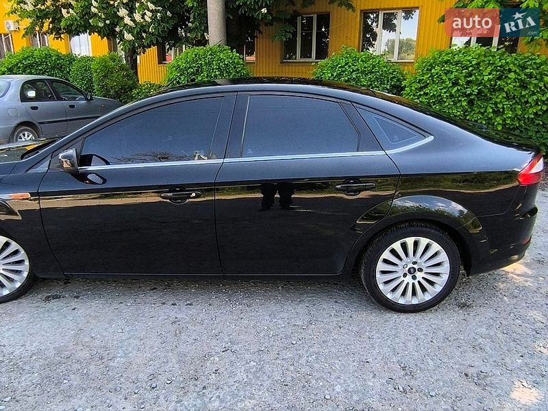 Лифтбек Ford Mondeo 2009 в Житомире