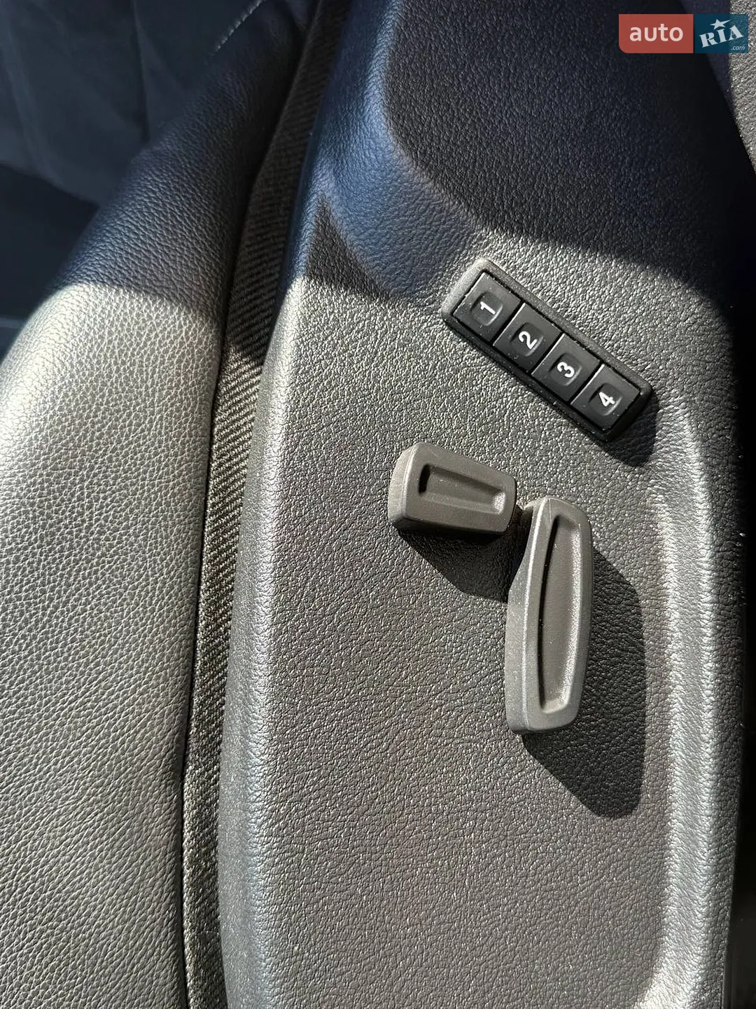 2012 Ford Mondeo - мініатюра 16