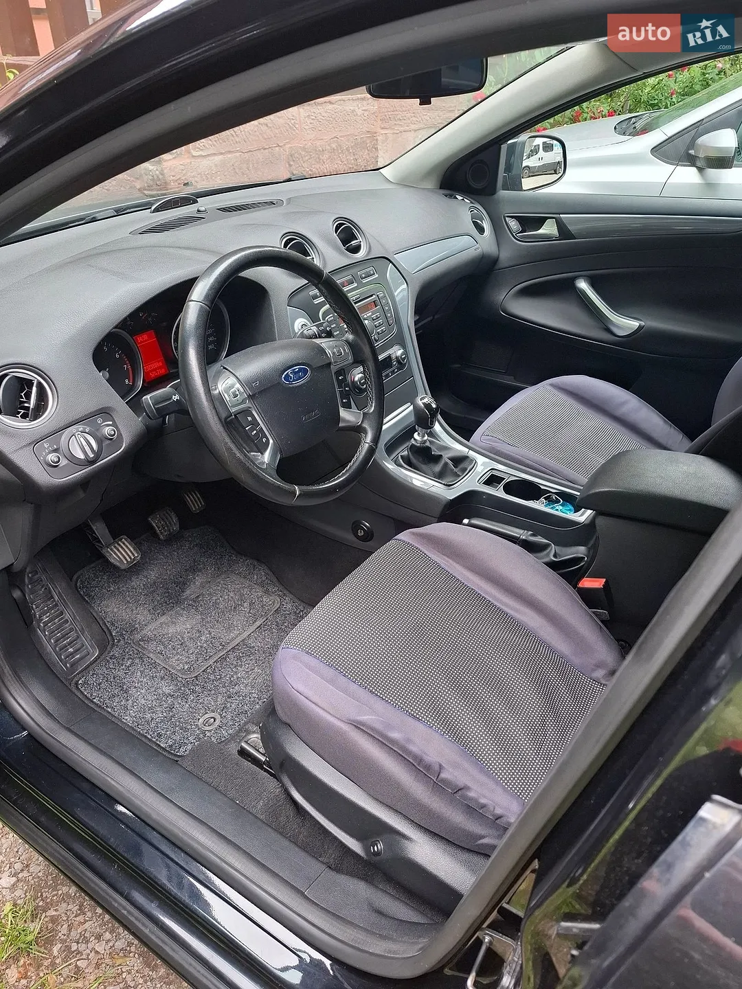 2011 Ford Mondeo - мініатюра 19
