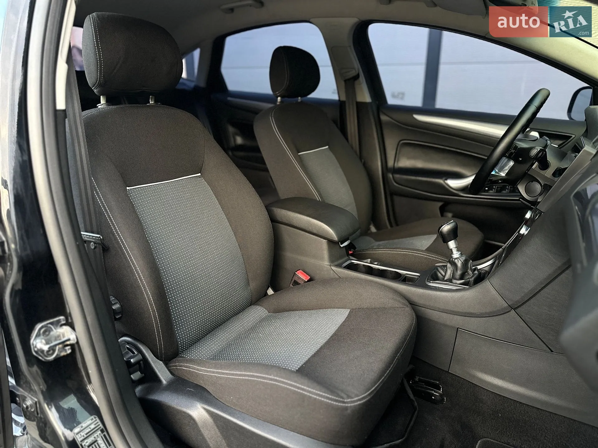 2013 Ford Mondeo - мініатюра 15