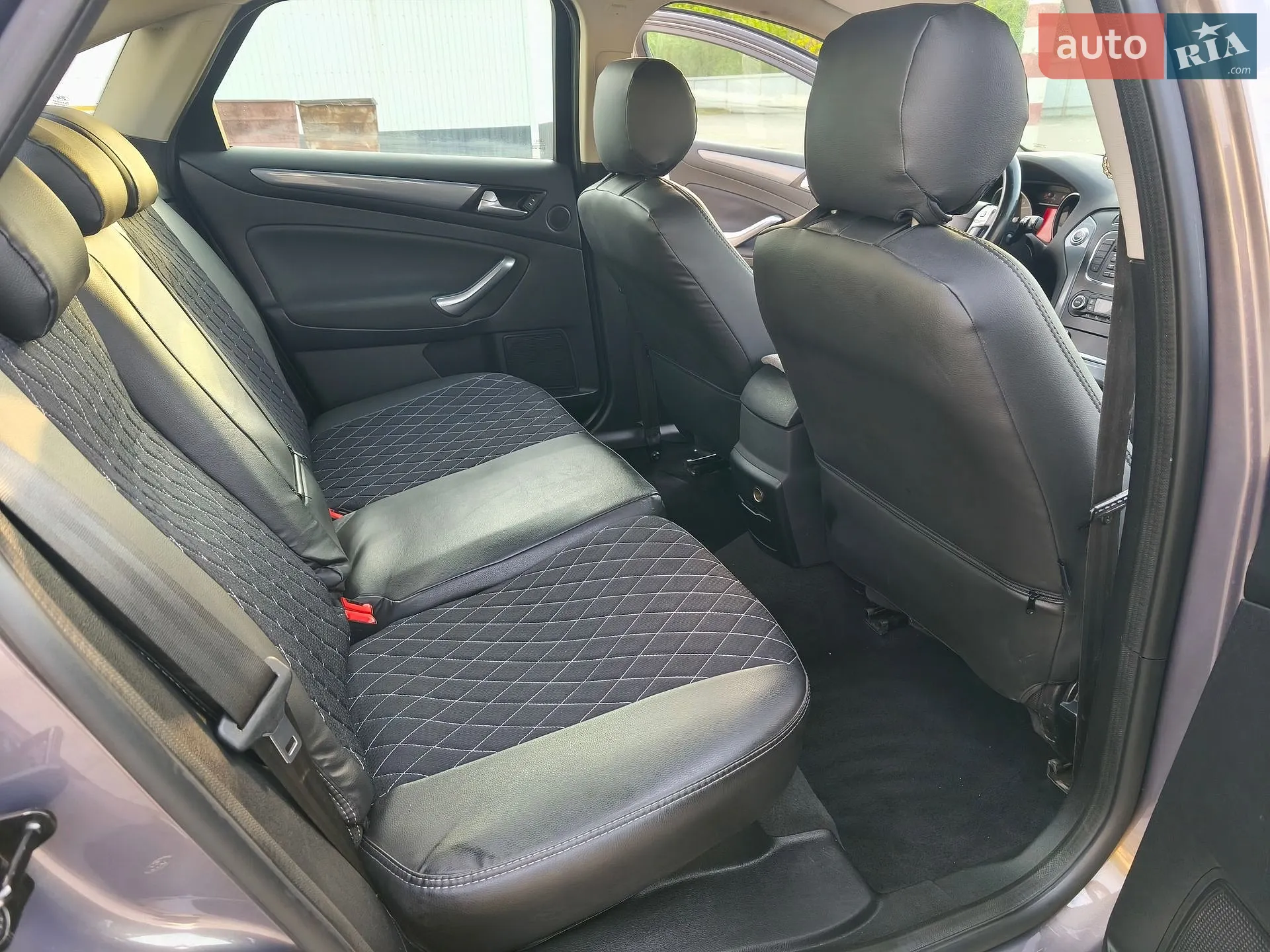 2011 Ford Mondeo - мініатюра 47