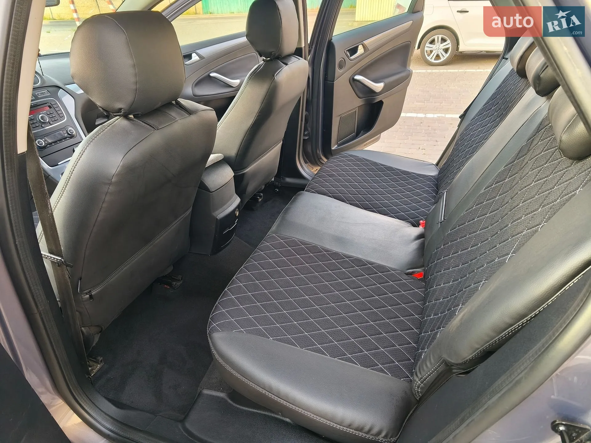 2011 Ford Mondeo - мініатюра 55