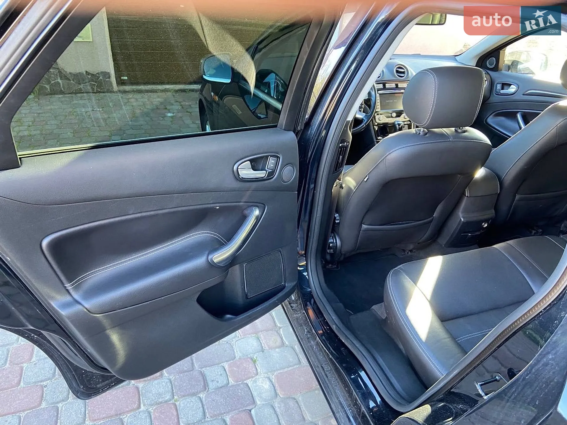 2010 Ford Mondeo - мініатюра 6