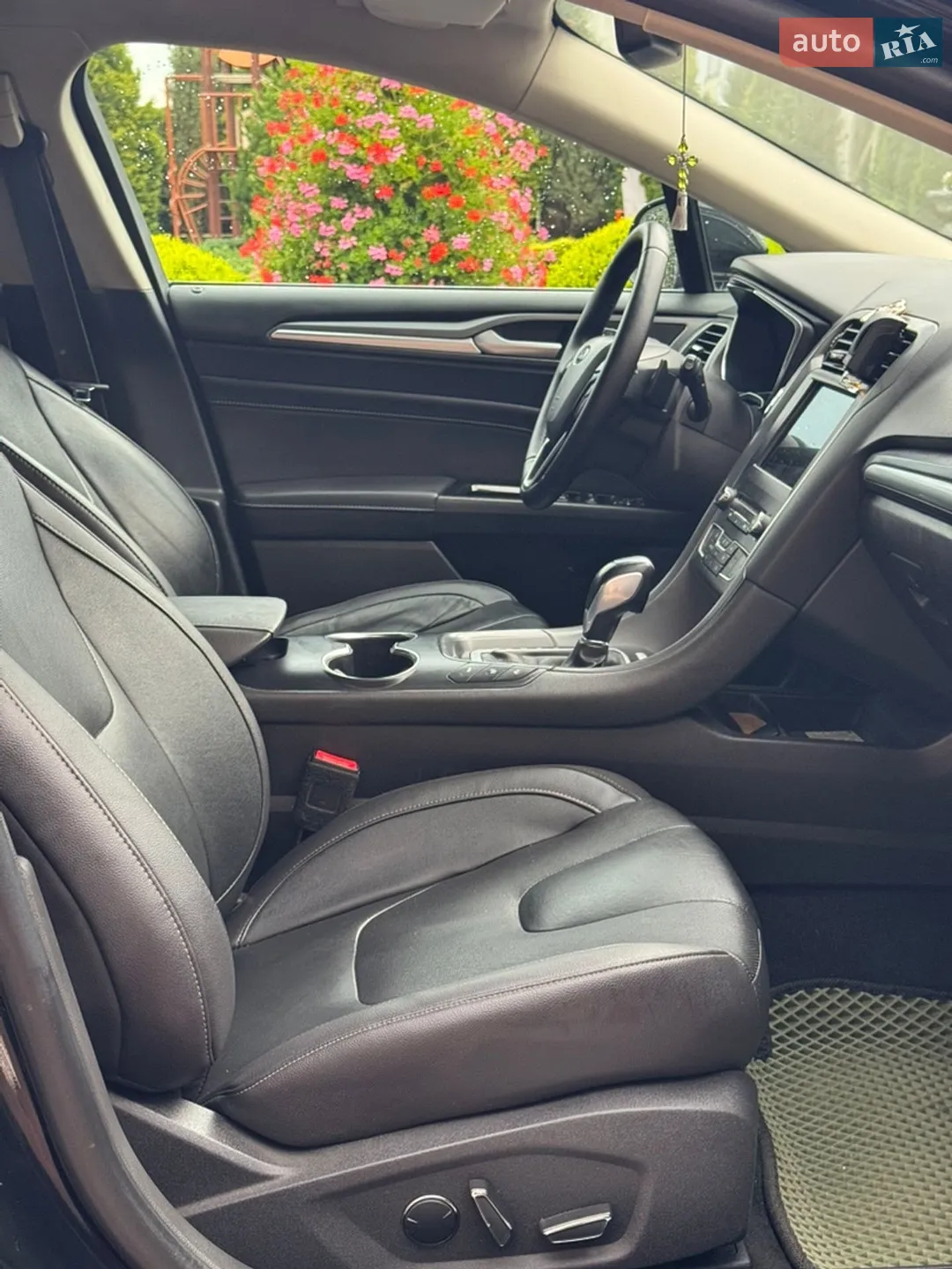 2018 Volkswagen Touareg - мініатюра 27