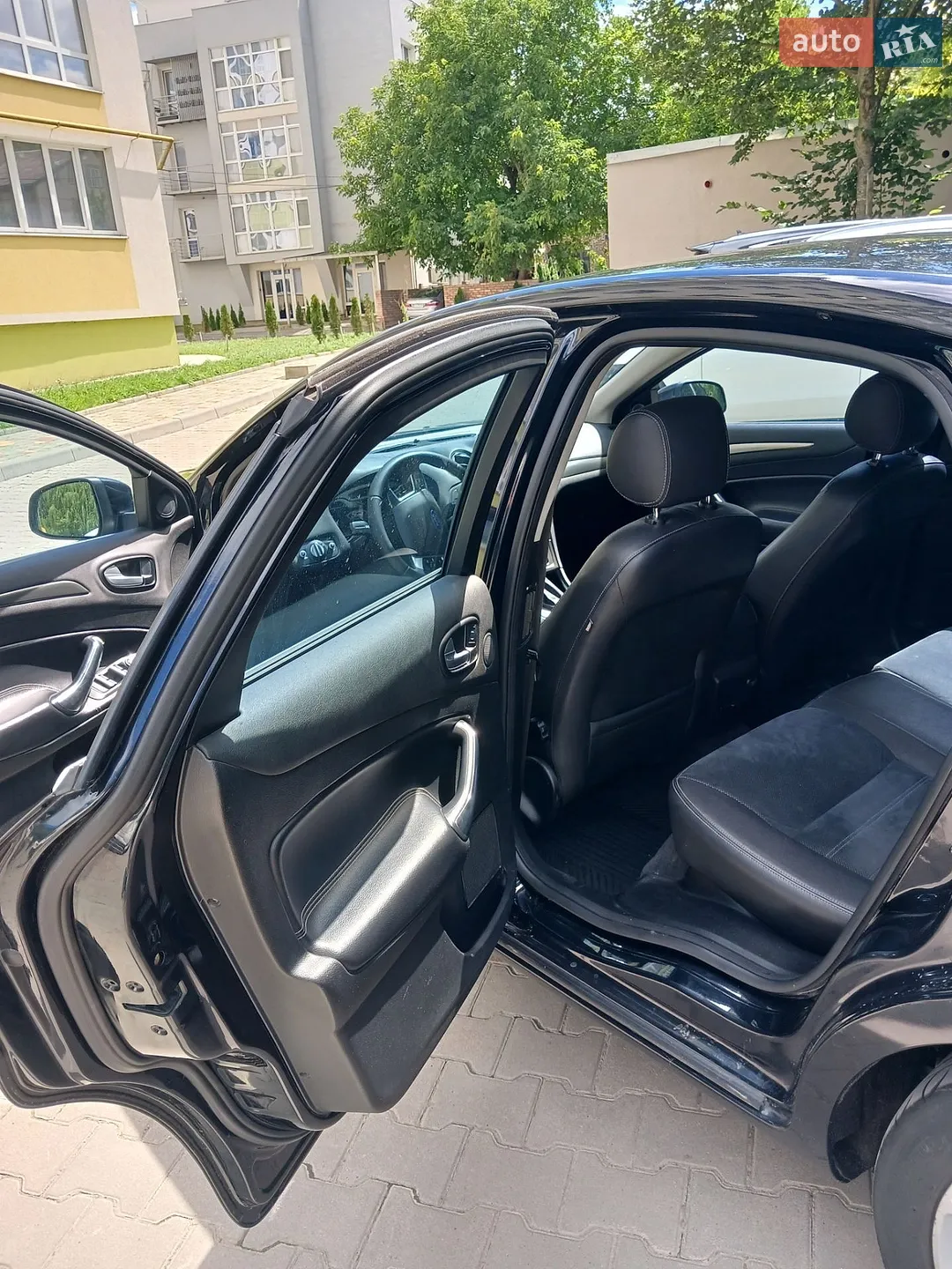 2010 Ford Mondeo - мініатюра 9