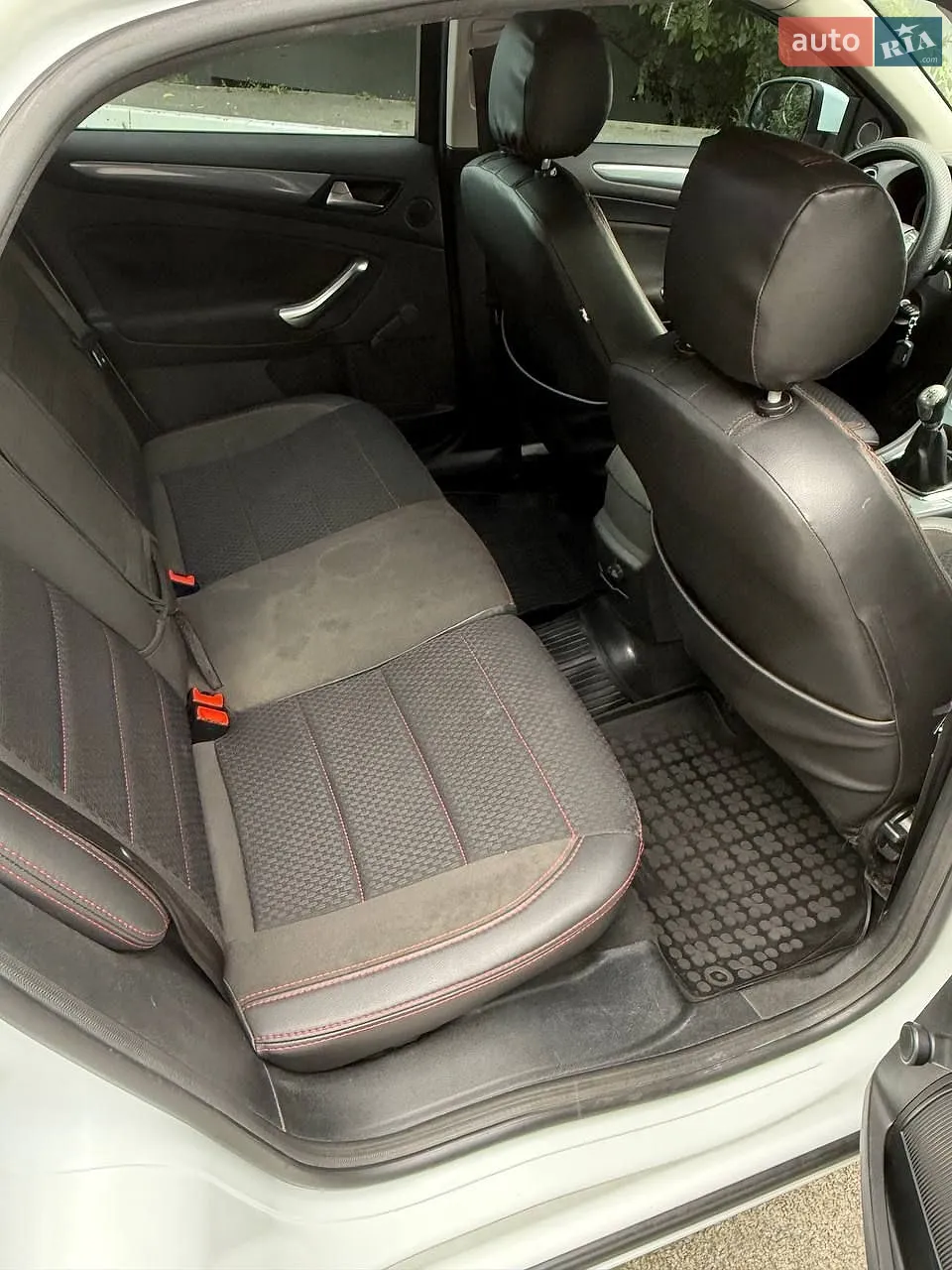 2010 Ford Mondeo - мініатюра 8