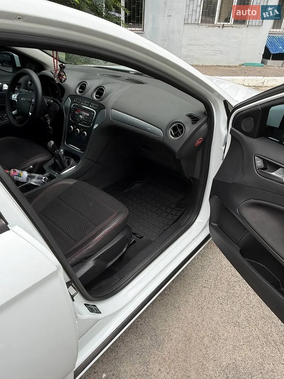 2010 Ford Mondeo - мініатюра 9