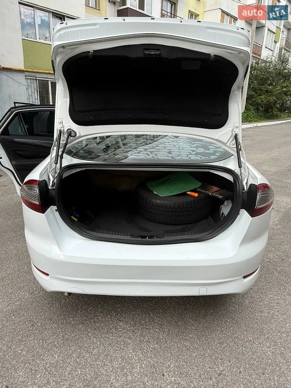 2010 Ford Mondeo - мініатюра 13