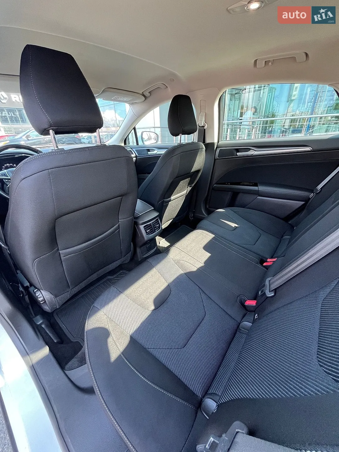 2018 Ford Mondeo - мініатюра 11
