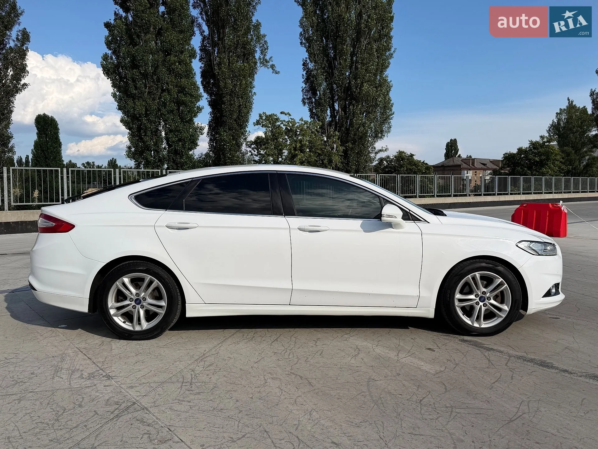 2015 Ford Mondeo - мініатюра 14