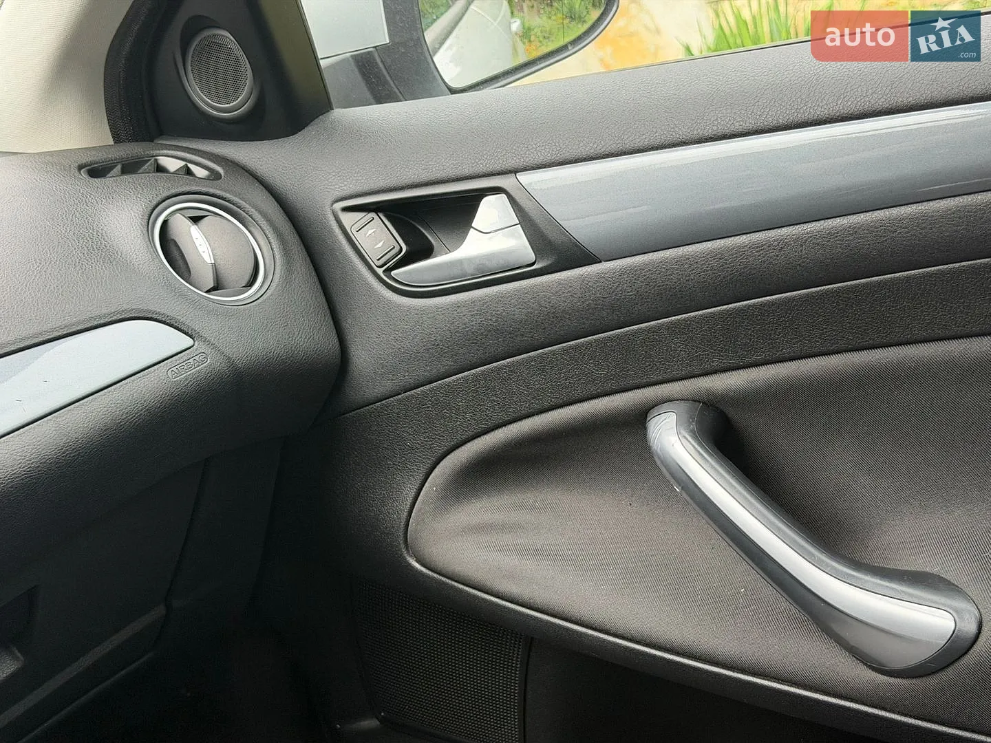 2011 Ford Mondeo - мініатюра 21